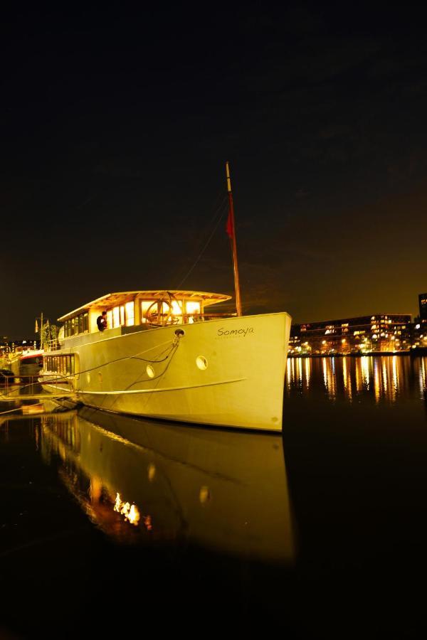 Stunning Boat With A View Hotel Amsterdam Exterior photo